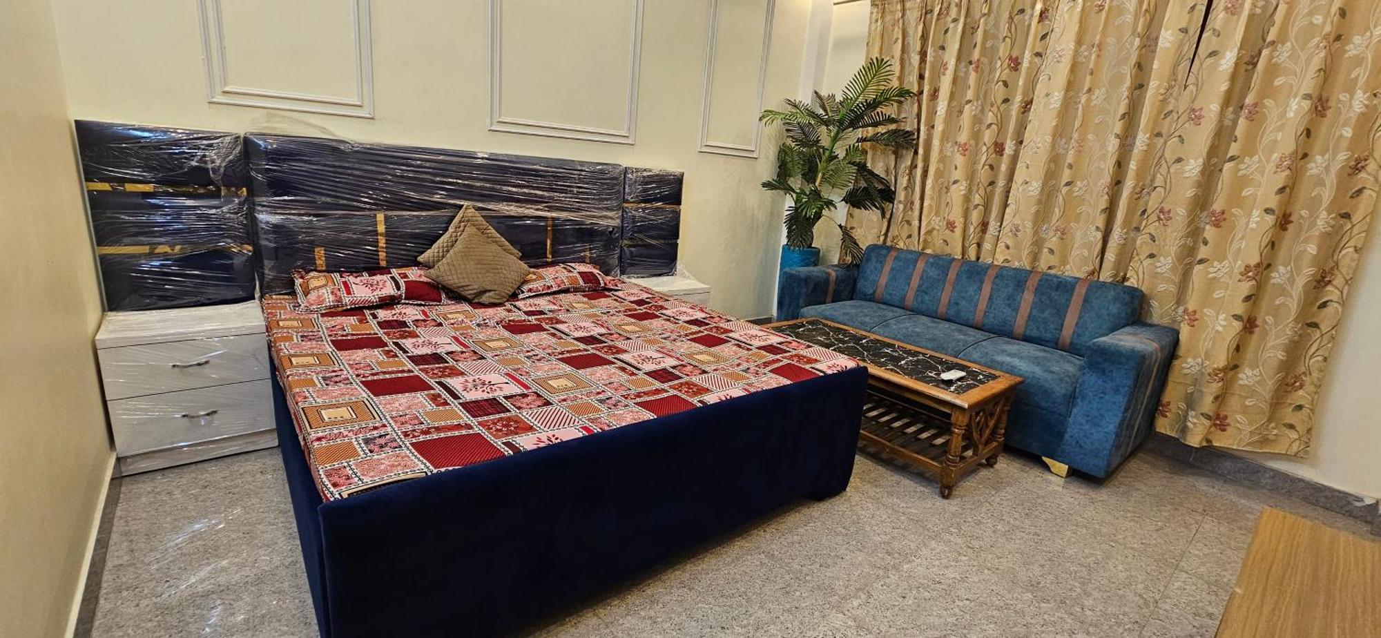 Blessing'S Home Stay 5 Bedrooms Luxury Villa Exquisite 5 Bedroom Villa Ideal Family Home Stay With Spacious Living لاكناو المظهر الخارجي الصورة